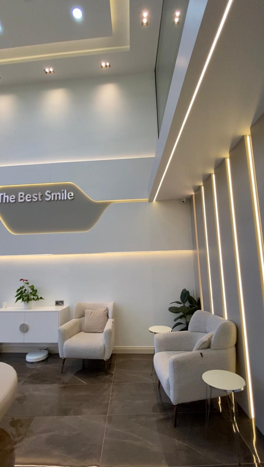 Venezia Clinic corridor